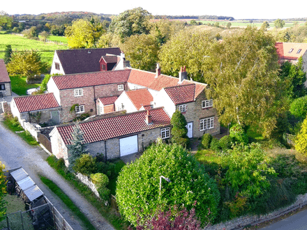 1 Hall Cottages, Pinfold Lane, Kirk Smeaton, WF8 3JT