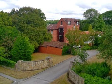 3 Red House, Wentbridge, West Yorkshire
